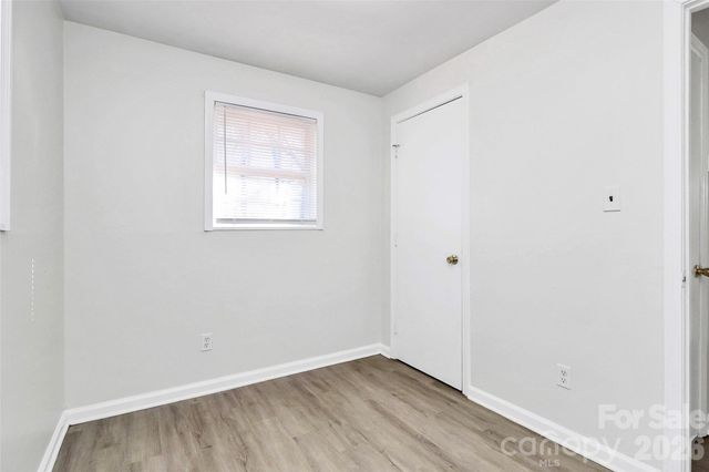 3315 Ross Avenue, Charlotte, NC 28208