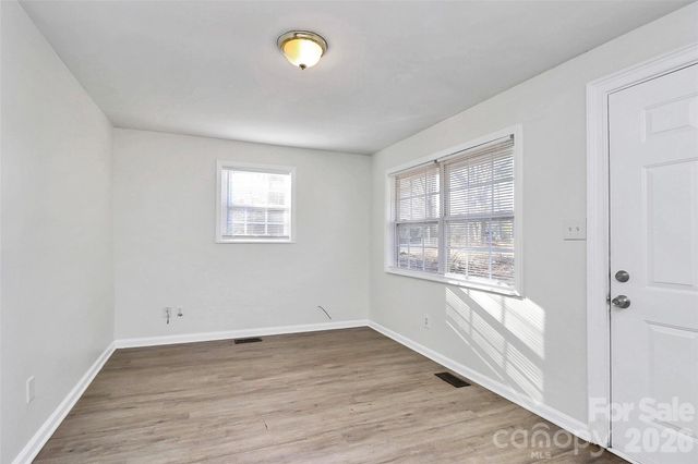 3315 Ross Avenue, Charlotte, NC 28208