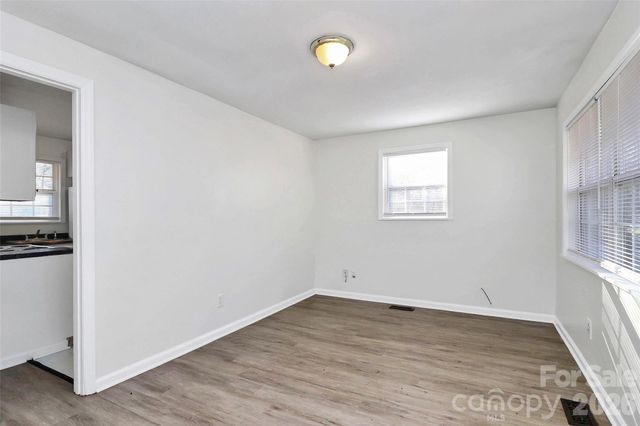 3315 Ross Avenue, Charlotte, NC 28208