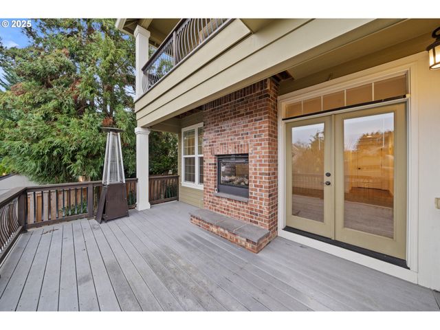 978 N ALDER St, Canby, OR 97013