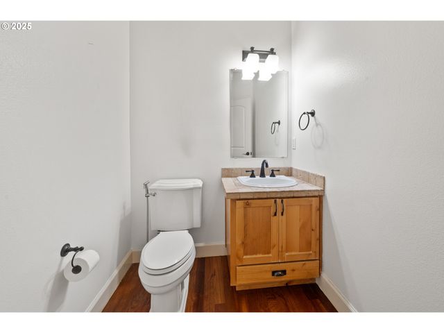 978 N ALDER St, Canby, OR 97013