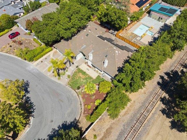 12468 Ted Avenue, Saratoga, CA 95070