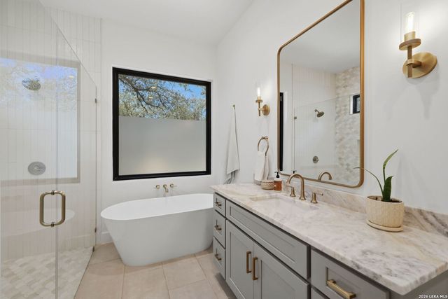 1117 Hidden Forest, Canyon Lake, TX 78133