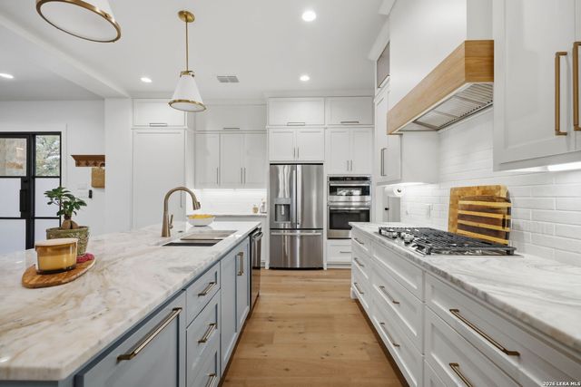 1117 Hidden Forest, Canyon Lake, TX 78133