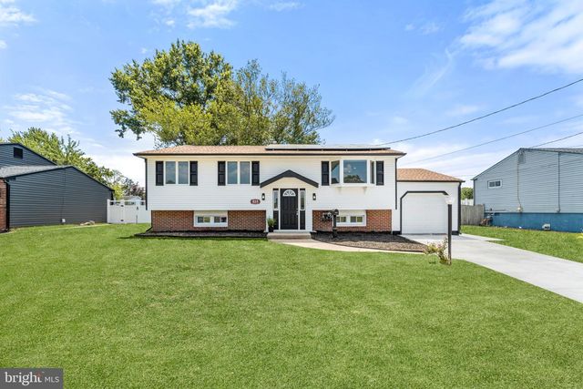 213 HOBART DR, Clementon, NJ 08021