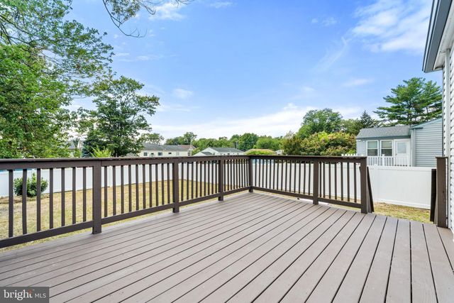 213 HOBART DR, Clementon, NJ 08021