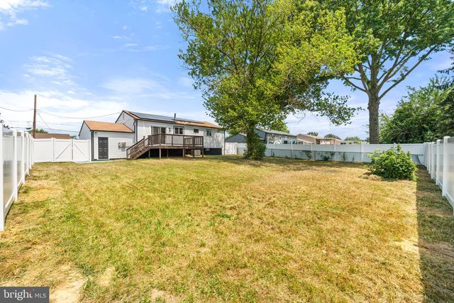 213 HOBART DR, Clementon, NJ 08021