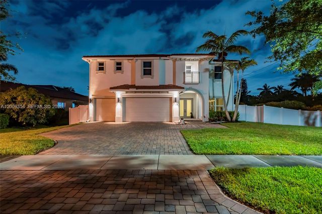 7601 Cavalia Dr, Davie, FL 33328