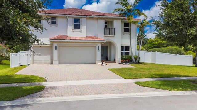 7601 Cavalia Dr, Davie, FL 33328