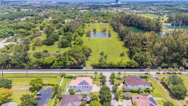 7601 Cavalia Dr, Davie, FL 33328