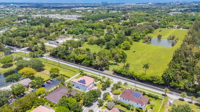 7601 Cavalia Dr, Davie, FL 33328