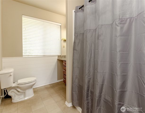 17609 146th Avenue E, Orting, WA 98360