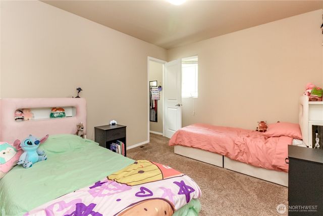17609 146th Avenue E, Orting, WA 98360