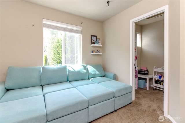 17609 146th Avenue E, Orting, WA 98360