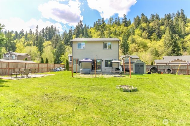 17609 146th Avenue E, Orting, WA 98360