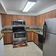4810 NW 79th Ave 202, Doral, FL 33166