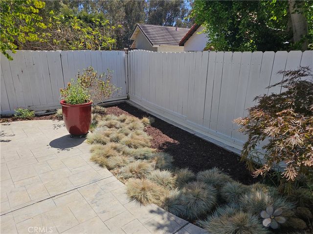 2825 Forest View Way, Carlsbad, CA 92008