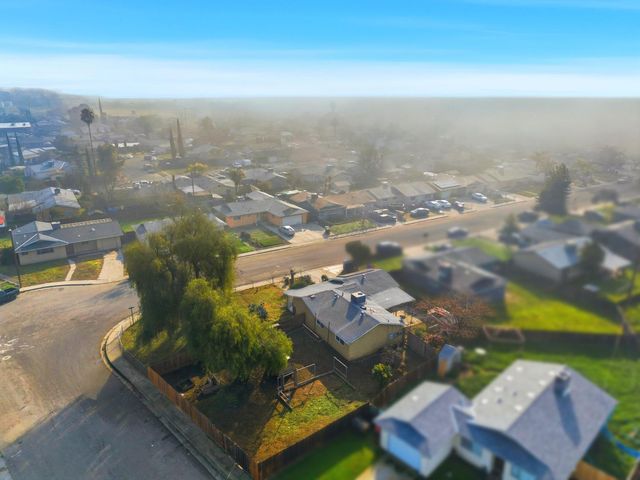 11404 Grant Street, Armona, CA 93202