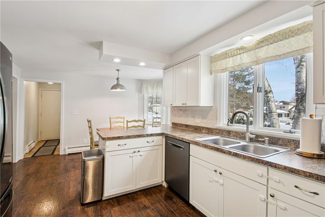 23 Farmcrest Drive, Rush, NY 14543