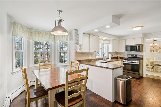 23 Farmcrest Drive, Rush, NY 14543