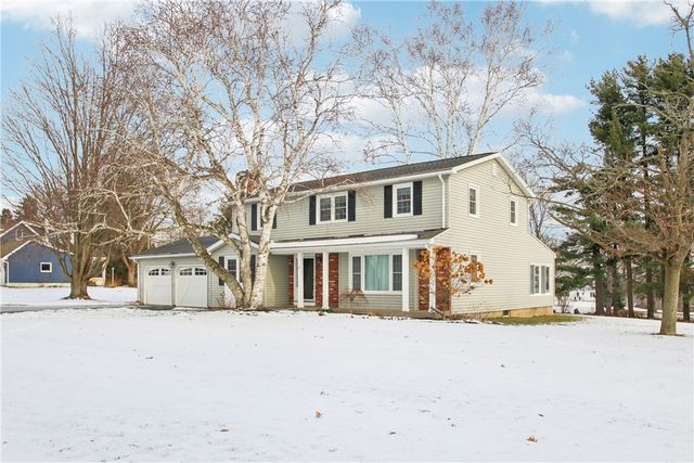 23 Farmcrest Drive, Rush, NY 14543