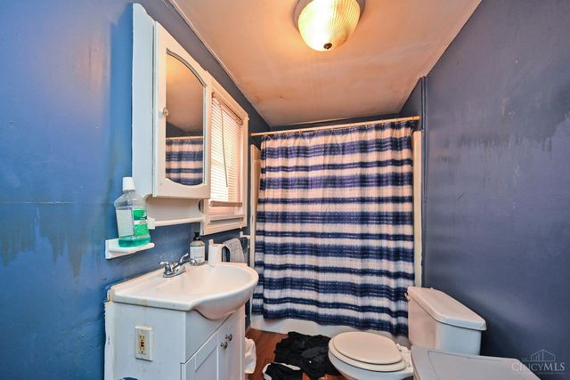 329 Stanley Avenue, Cincinnati, OH 45226