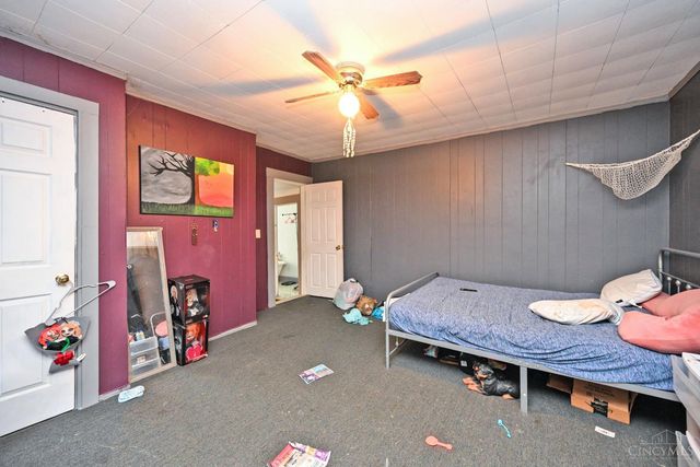 329 Stanley Avenue, Cincinnati, OH 45226