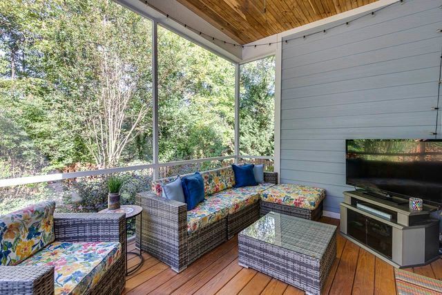 215 Windsor Road, Greer, SC 29651