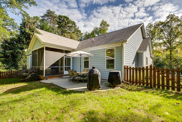 215 Windsor Road, Greer, SC 29651