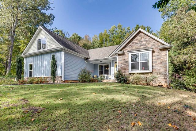 215 Windsor Road, Greer, SC 29651
