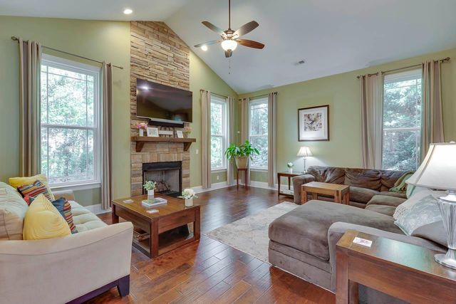 215 Windsor Road, Greer, SC 29651