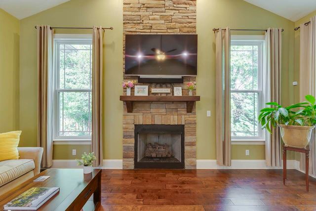 215 Windsor Road, Greer, SC 29651