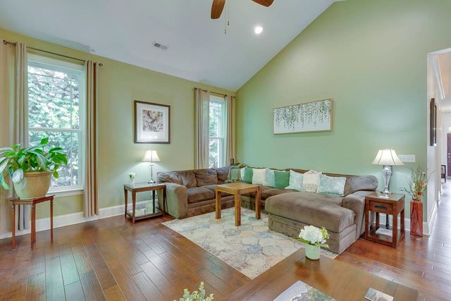 215 Windsor Road, Greer, SC 29651