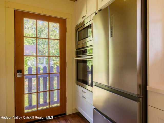 35 Orchard Lane, Woodstock, NY 12498
