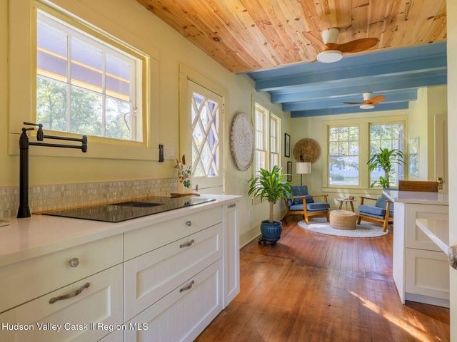 35 Orchard Lane, Woodstock, NY 12498
