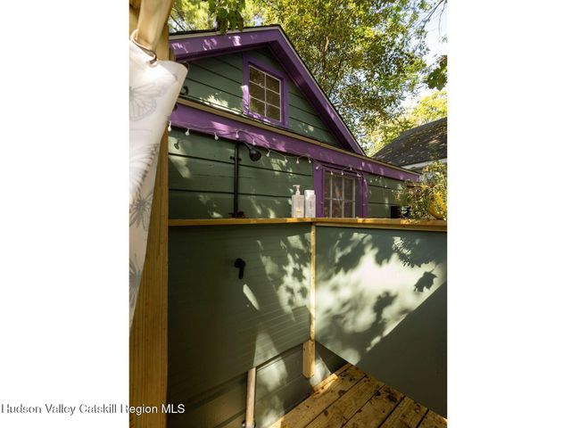35 Orchard Lane, Woodstock, NY 12498