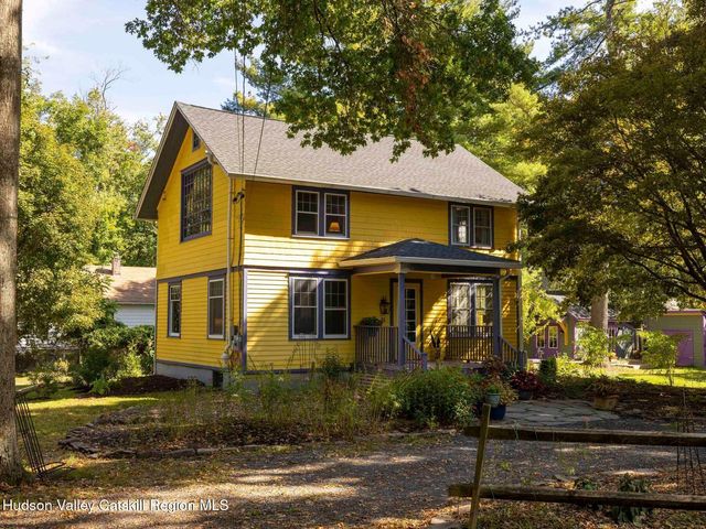 35 Orchard Lane, Woodstock, NY 12498