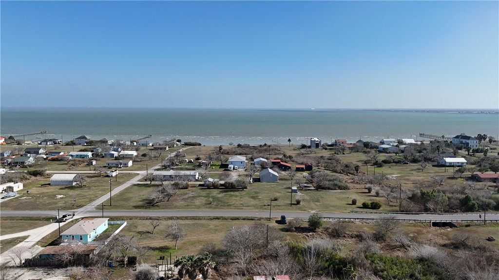 628 Third St, Bayside, TX 78340 — photo 5