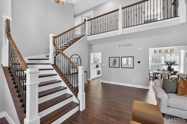 537 Sgt Pepper Drive, St Peters, MO 63376