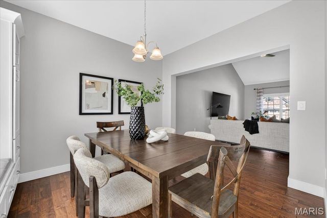 537 Sgt Pepper Drive, St Peters, MO 63376