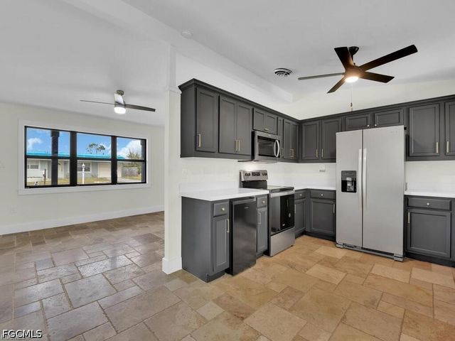 2224 Aldridge AVE, Fort Myers, FL 33907