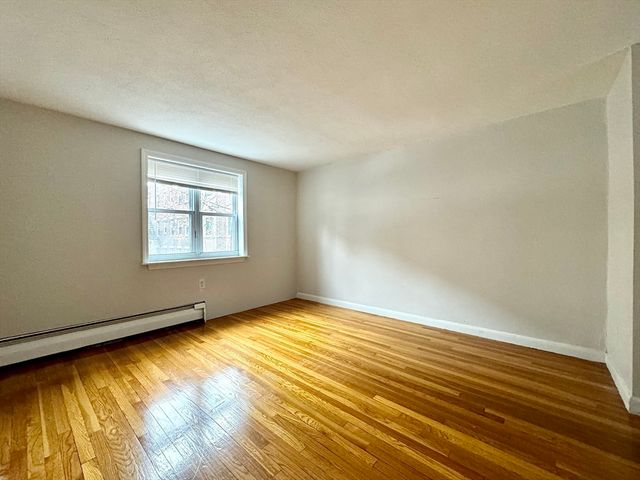 12 Vinal St 2, Boston, MA 02135
