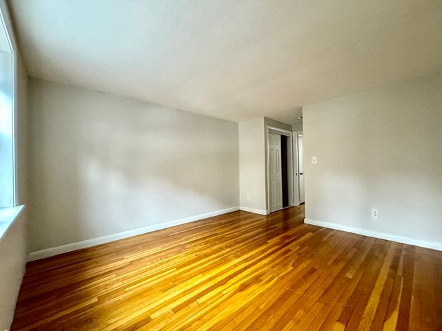 12 Vinal St 2, Boston, MA 02135