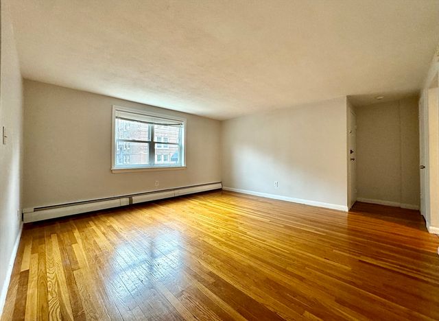 12 Vinal St 2, Boston, MA 02135