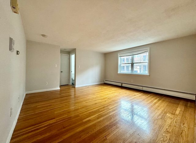 12 Vinal St 2, Boston, MA 02135