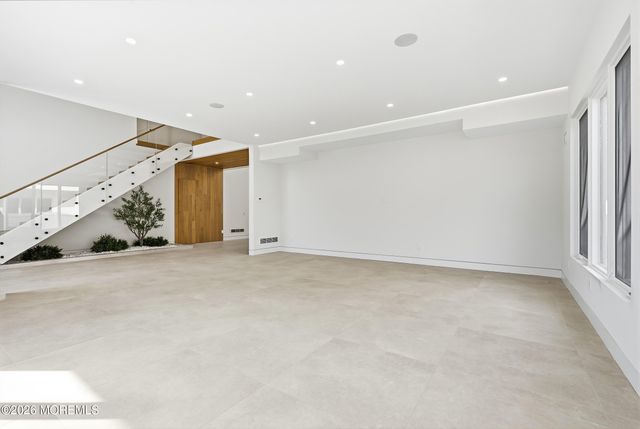 46 Whalepond Road, Oakhurst, NJ 07755