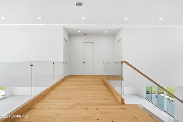 46 Whalepond Road, Oakhurst, NJ 07755
