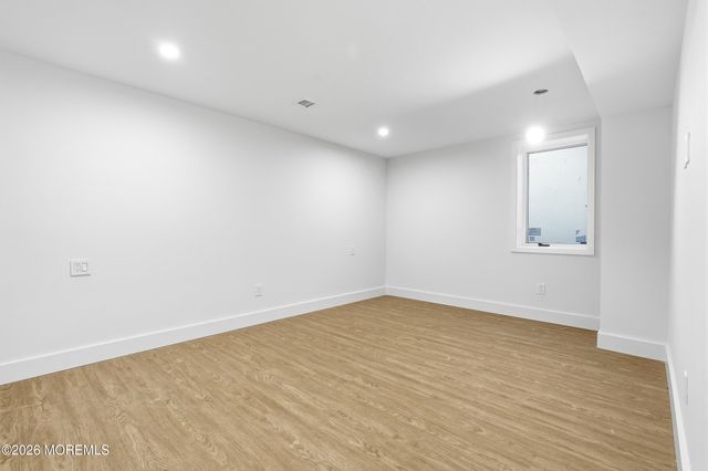 46 Whalepond Road, Oakhurst, NJ 07755