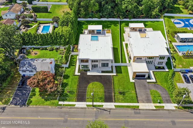 46 Whalepond Road, Oakhurst, NJ 07755