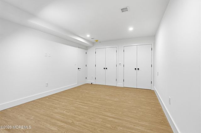 46 Whalepond Road, Oakhurst, NJ 07755
